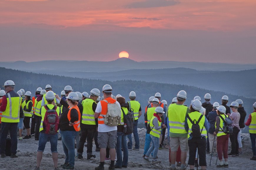 Letztmalig in diesem Jahr den Sonnenuntergang auf dem Monte Kali erleben Letztmalig in diesem Jahr den Sonnenuntergang auf dem Monte Kali erleben